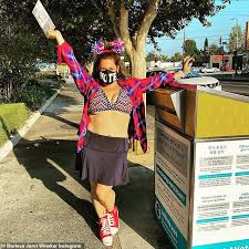 See full list on dancingwiththestars.fandom.com Marissa Jaret Winokur Reveals 50lb Weight Loss And Wears A Patriotic Bikini To Drop Off Her Ballot Aktuelle Boulevard Nachrichten Und Fotogalerien Zu Stars Sternchen