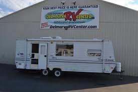 The first coachmen rv products were manufactured in a 5,000 square foot plant in downtown middlebury, indiana, by coachmen industries, a company founded by three brothers: Um15582 2004 Coachmen Spirit Of America 249qb Travel Trailer For Sale In Milford De