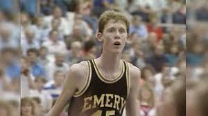 Shawn bradley has had a variety of different haircuts in recent years. Whatever Happened To Shawn Bradley Byu S 7 Foot 6 Star And His 70m Nba Salary