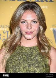 Eloise Page's Instagram, Twitter & Facebook