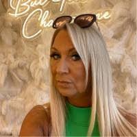 Lorraine Atkinson's Instagram, Twitter & Facebook