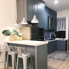 Pihak kami menyediakan perkhidmatan membuat, memasang dan memperbaiki perkakasan perabut khususnya kabinet dapur, wardrobe dan table top pada kadar harga yang berpatutan. 21 Contoh Kabinet Dapur Personal Shopper Ikea Malaysia Facebook