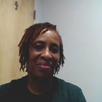 40+ profilů „Dereef“