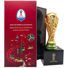 See the most compelling photos from the 2018 world cup. Fifa World Cup 2018 150mm World Cup Replica Trophy 2018 Wooden Pedestal Adult Unisex Gold Buy Online In Antigua And Barbuda At Antigua Desertcart Com Productid 53812912
