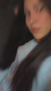 Normalicemos poder escuchar una canción que no lleva indirectas a nadie  ,solo porque nos gustó su ritmo 🎵 🫠🤍