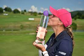 Czech amateur Melichová celebrates the title at Czech golf open in Beroun -  Czech Ladies Open