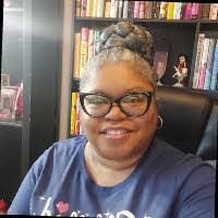 Molly Cloud's Instagram, Twitter & Facebook