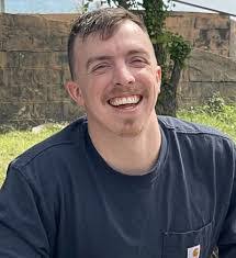 Derek Worley's Instagram, Twitter & Facebook