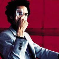 I'm so tired of falling in love finding it easier to fall out i can't deny it i feel it inside i'll keep its fire i can't hide. Falling In Love Again Eagle Eye Cherry Letras De Musicas Fm