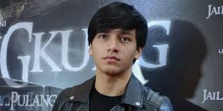 Tapi rupanya, keinginan itu tidak mungkin terwujud karena jefri nichol dan amanda rawles sudah punya pacar. Jefri Nichol Tak Pernah Menyangka Filmnya Bisa Sukses Besar Kapanlagi Com