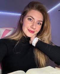 God is making all things new 🦋 Is 43:19 It was so hard to chose the cover  😭