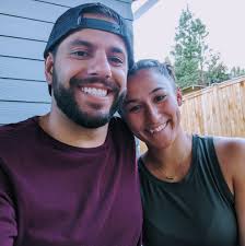 Oregon player pursuing two sports professionally