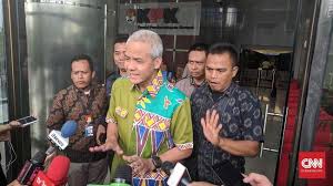 Beliau merupakan sosok gubernur yang dekat dengan rakyat, serta juga dikenal sebagai sosok gubernur profil ganjar pranowo di bidang pendidikan dimulai dengan masuk di sd 1 kutoarjo, dan setelah lulus pada tahun. Ganjar Pranowo Sebut Materi Pemeriksaan E Ktp Cuma Mengulang
