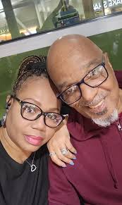 Show off your spouse. 💕