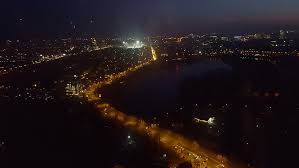 Skytower are inaltimea de 137 de la ultimele doua etaje ale cladirii va fi amenajat un skybar cu o panorama unica asupra intregii capitale. Nor Sky Casual Restaurant Cel Mai Inalt Restaurant Din BucureÈ™ti