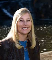 Anne Lazo's Instagram, Twitter & Facebook