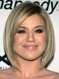 Nexus Radio Free Internet Radio Kelly Clarkson Hair Hair Styles Hair Beauty