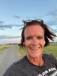 Socks and I had an amazing run at sunset tonight! PR around 33:00 for a 3.1  miles (10:35 mile). I played around with video…not very tech savvy…😃🤣