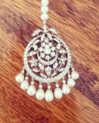 72 Likes 11 Comments Chhatrala Jewels Jodhpur Chhatralajewels On Instagram Diamond And Pearl Maang Real Silver Necklace Tika Jewelry Jewelry Patterns