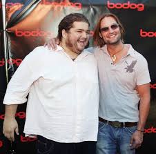 According to celebrity net worth, the actor and comedian has an estimated net worth of $5 million. Jorge Garcia E Josh Holloway Lost Tv Show Josh Holloway Lost Cast