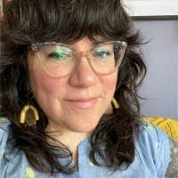 Marci Bay's Instagram, Twitter & Facebook