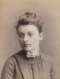 Inez Crawford's Instagram, Twitter & Facebook