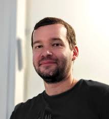 From A Broke World of Warcraft Gamer To A 7-Figure Dropshipper