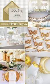 Invitaciones Para Baby Shower E Ideas Para Decorar Un Baby Shower Blanco Y Dorado Baby Shower Baby Shower Invitations Baby Shower Table