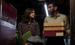 The last letter from your lover, a sweeping romance film based on the book by jojo moyes and starring felicity jones, shailene woodley, callum turner, joe alwyn, and nabhaan rizwan. Eine Handvoll Worte Film Rezensionen De