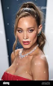 Hannah davis immagini e fotografie stock ad alta risoluzione