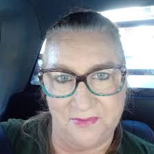 Maya Massafera surpreende ao mudar a cor dos olhos com um procedimento  proibido no Brasil. Descubra como funciona a ceratopigmentação a laser