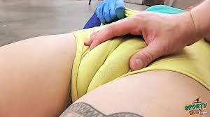 HUGE PUSSY n Big Ass Babe Working Out in Tight Lycra Shorts - XVIDEOS.COM