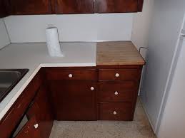 White kitchen cabinets work for any kitchen style and are a classic choice when it comes to kitchen design that is why they are appropriate for a number of backsplash materials. Crystal And Aron Cabinet Depot