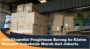 Seratusan nama tanaman lengkap dengan nama latinnya saya susun sebagai daftar. Teqo5ykqfn921m