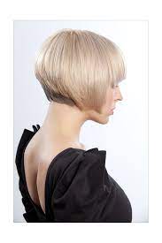 Découvrez les modèles de carrés courts tendances en 2019, avec frange, bouclé, effilé, déstructuré, boule, plongeant, et trouvez celui qui est fait pour vous ! Pin On Easydry Interests