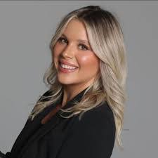 Kim Denison's Instagram, Twitter & Facebook