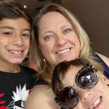 Deb Smith (@DebSmithTejada)