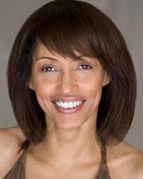 Lynne Scott's Instagram, Twitter & Facebook