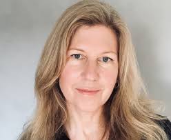 How researchers in a simulated moon habitat survived extreme isolation