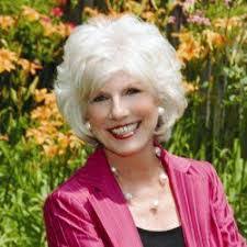 Ellen Maye's Instagram, Twitter & Facebook