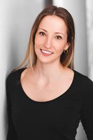 Lily Sutherland's Instagram, Twitter & Facebook