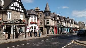 Escocia está llena de impresionantes paisajes con elevadas cumbres de granito, costas rocosas, canales, lagos y castillos sobre acantilados. Pitlochry Guia Para Visitar Pitlochry En Escocia En 1 Dia 2020