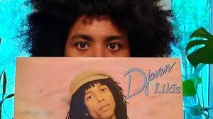 Donna Leake's Instagram, Twitter & Facebook