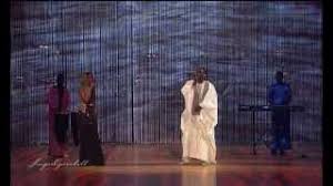 Youssou n'dour featuring neneh cherry 7 seconds live perform. Youssou N Dour Seven Seconds 2015 Youtube