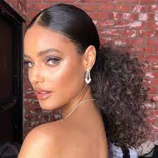 13 Pretty New Ways To Style A Middle Part Ponytail Hairstyles Sleek Ponytail Sleek Hairstyles