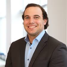 Austin Vickers's Instagram, Twitter & Facebook