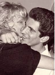 John & Daryl Hannah's relationship (part 2). : r/JohnAndCarolyn