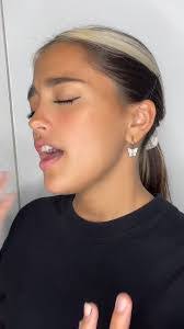 Madison Dull's Instagram, Twitter & Facebook