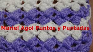 A continuación se explican los puntos principales del tejido crochet o ganchillo que utilizamos en nuestros diseños. Puntada A Crochet Muy Facil En Dos Colores Muestra No 130 Youtube