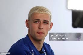 12 Midfielder Phil Presser Stock Photos, High-Res Pictures, and Images